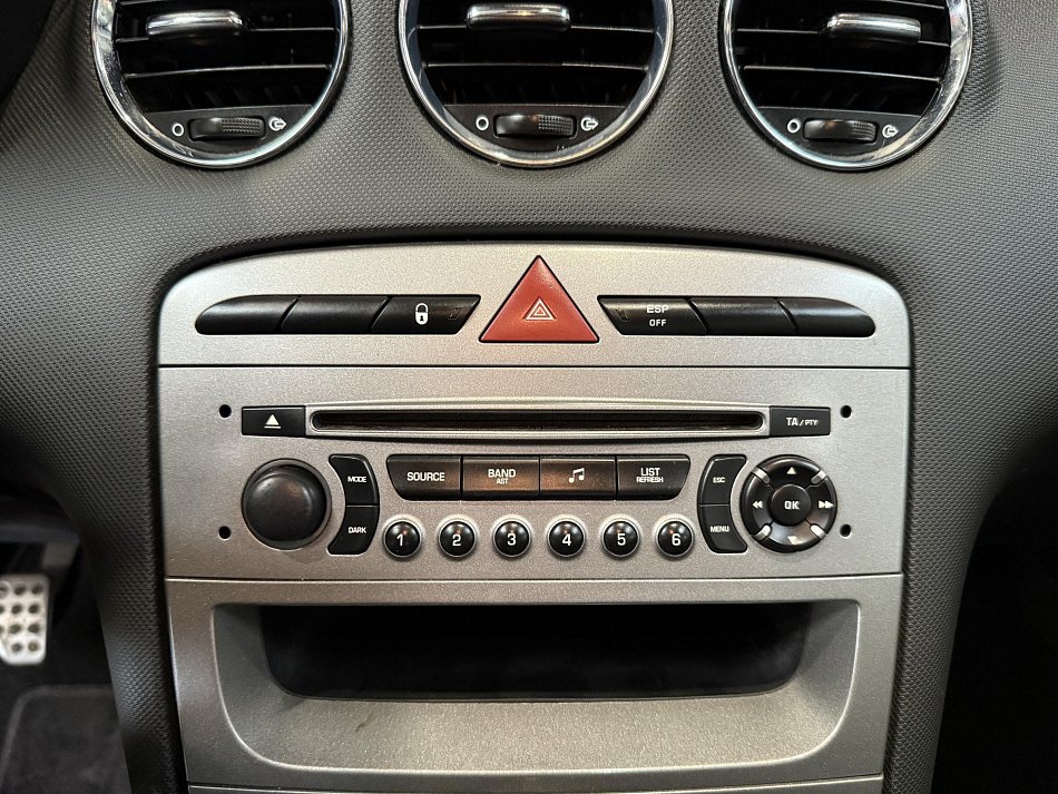 Peugeot 308 1.6i 