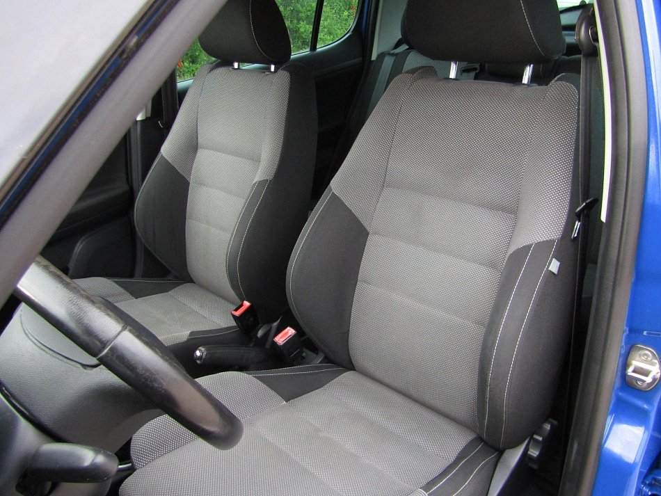 Škoda Fabia II 1.4i16v Sport