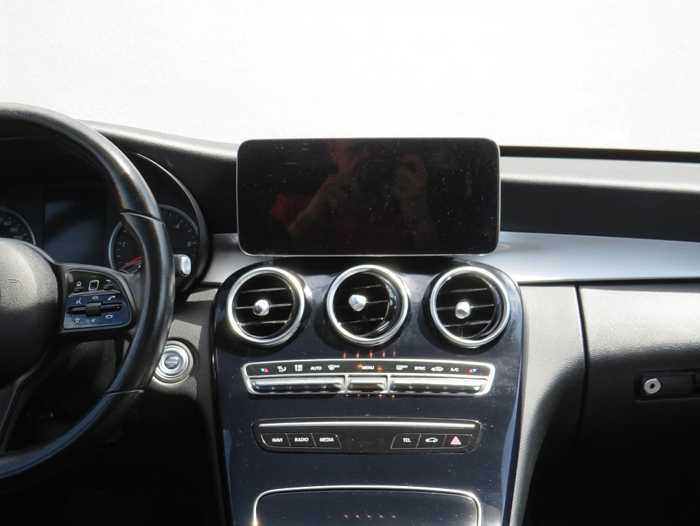 Mercedes-Benz Třída C 2.0CDi  C 220d