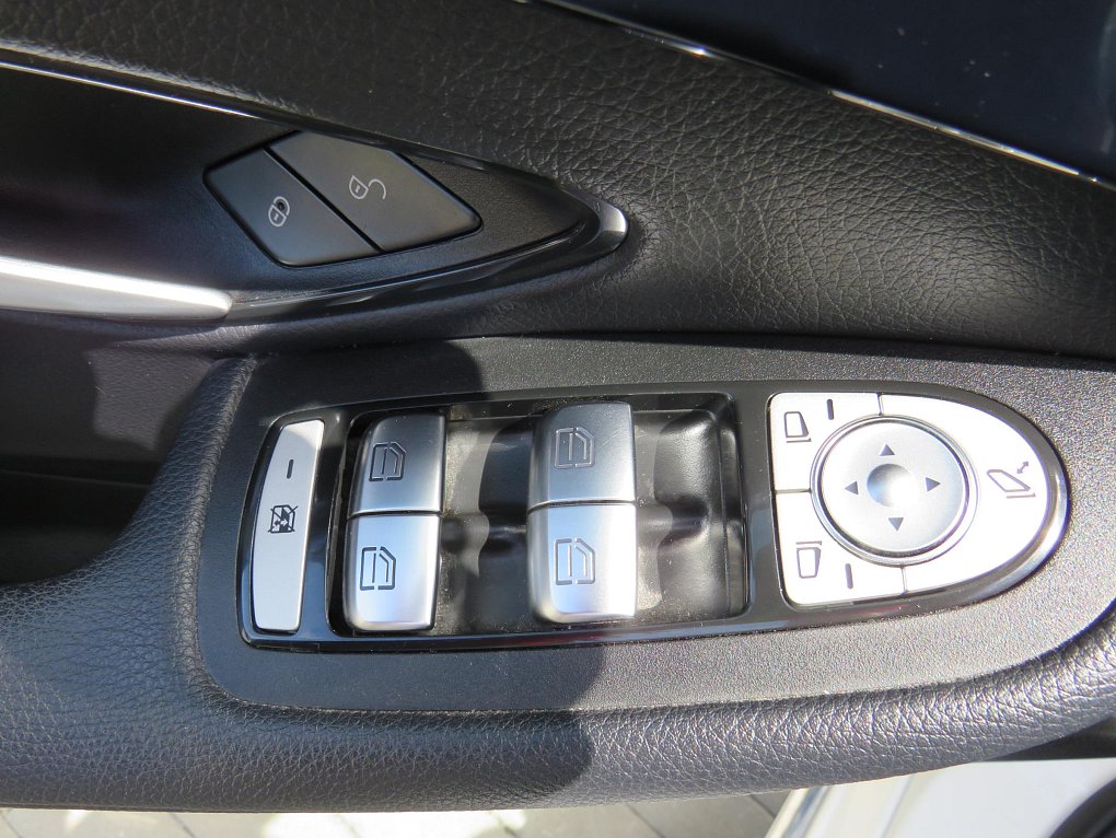 Mercedes-Benz Třída C 2.0CDi  C 220d