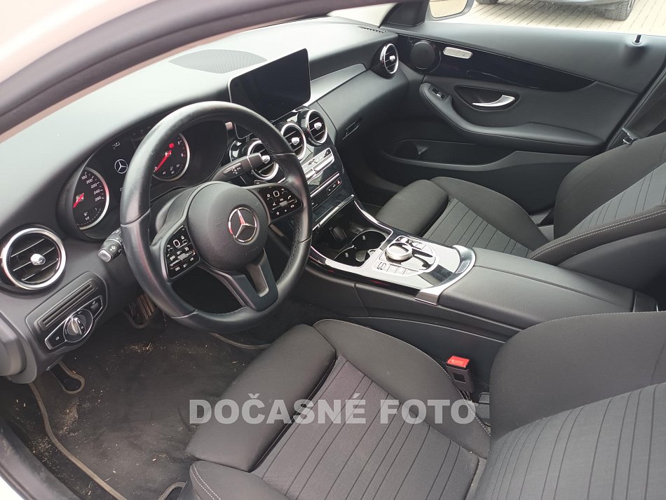 Mercedes-Benz Třída C 2.0D 
