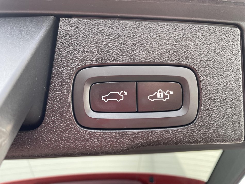 Volvo XC60 2.0 D4 Momentum