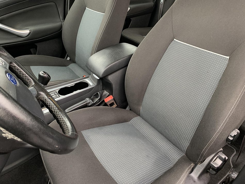 Ford Mondeo 2.0 TDCi 