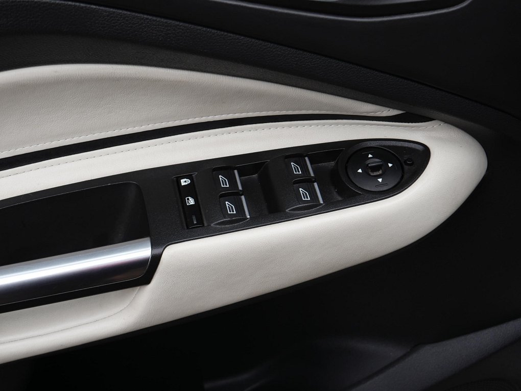 Ford Kuga 2.0 TDCi Vignale AWD