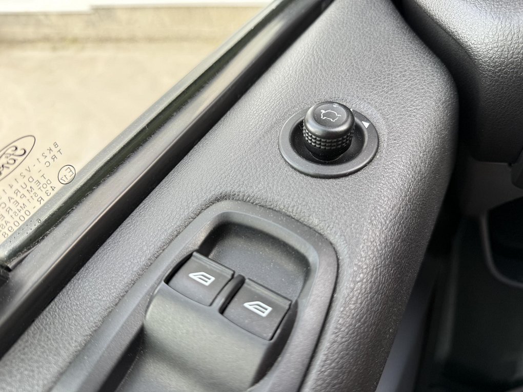 Ford Transit Custom 2.0TDCi Trend L2 9míst