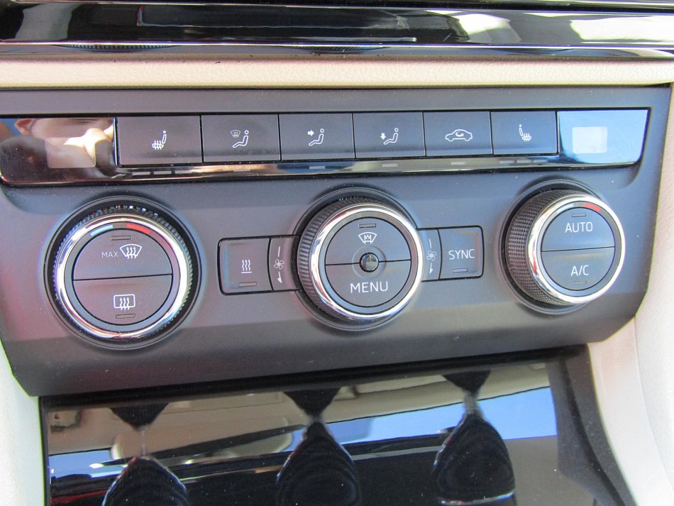 Škoda Superb III 2.0 TDi Style