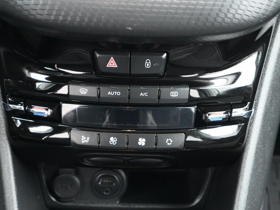 Peugeot 2008 1.2PT Active