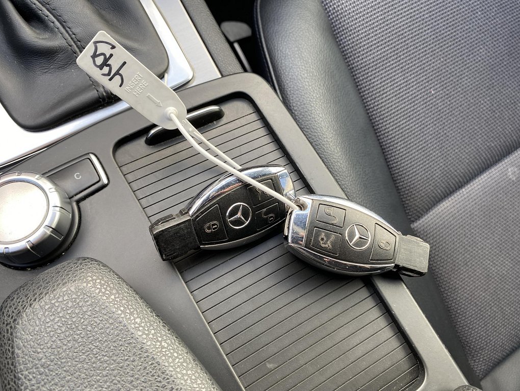 Mercedes-Benz Třída C 1.6 CGi Avantgarde C180