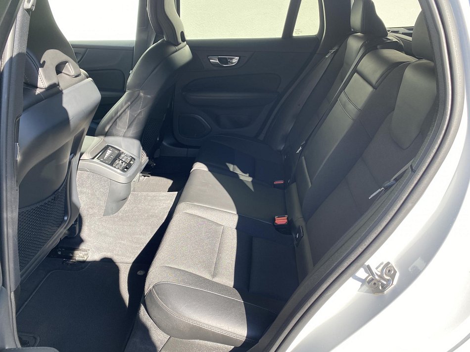 Volvo V60 2.0 D Momentum