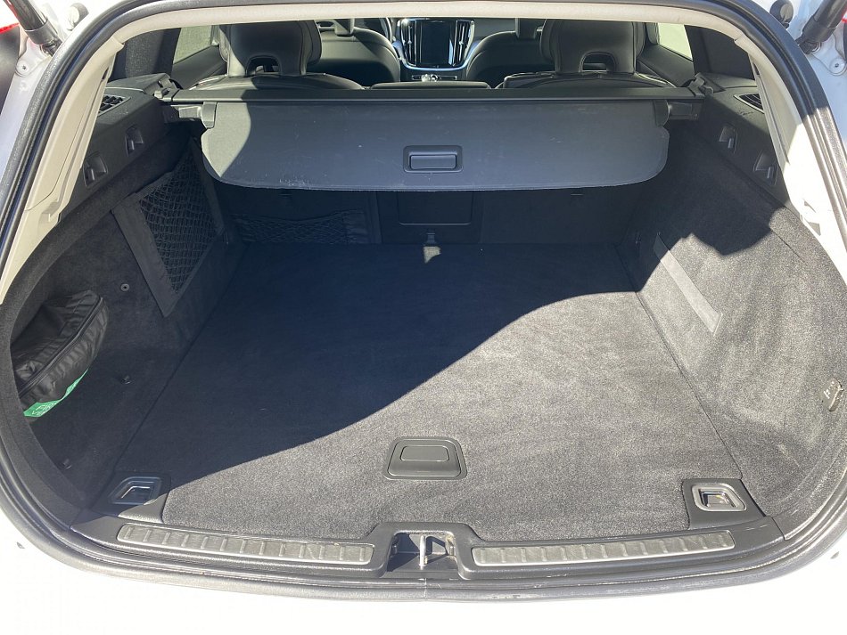 Volvo V60 2.0 D Momentum