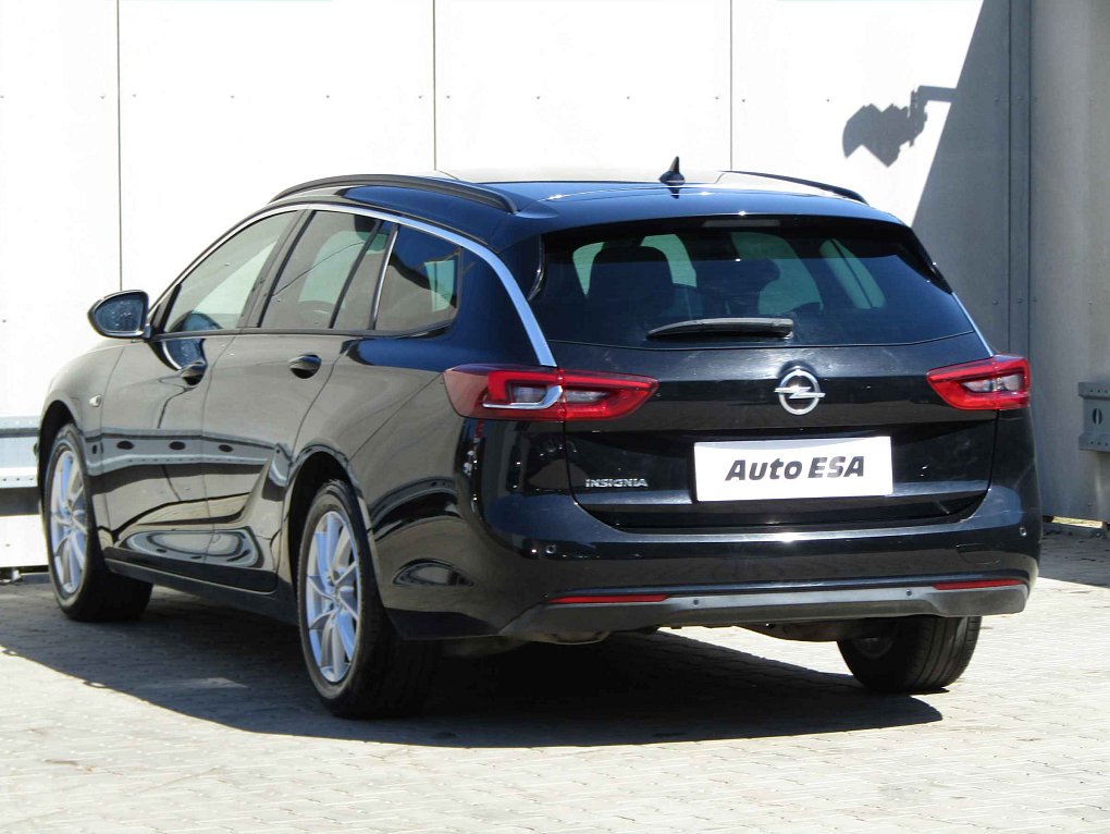 Opel Insignia 1.6 CDTi 
