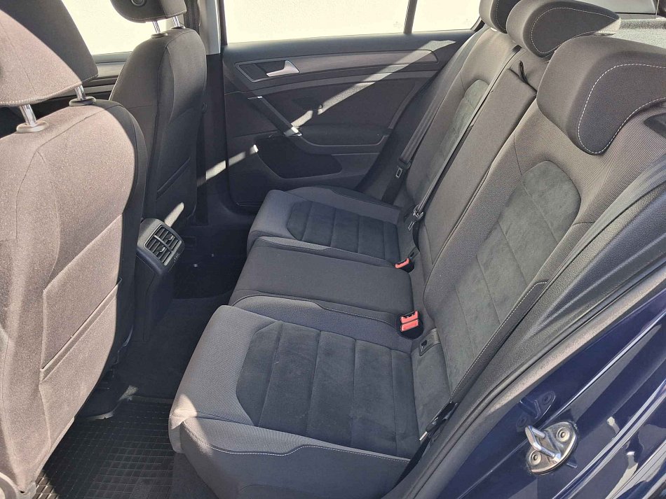 Volkswagen Golf 1.5TSi 