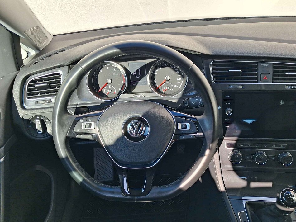 Volkswagen Golf 1.5TSi 