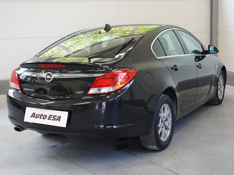 Opel Insignia 2.0 CDTi 
