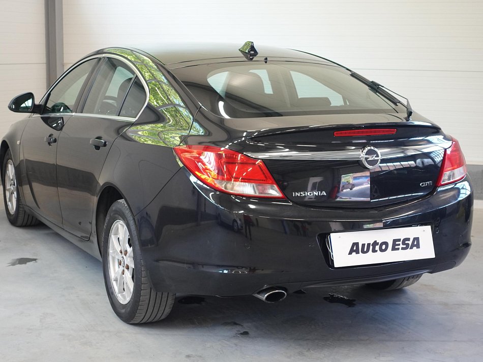 Opel Insignia 2.0 CDTi 