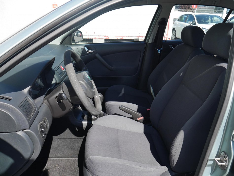 Škoda Octavia 1.6i 