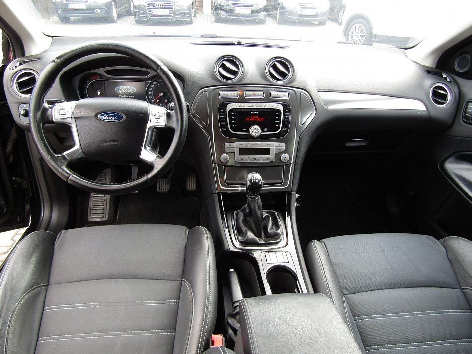 Ford Mondeo 2.0i 