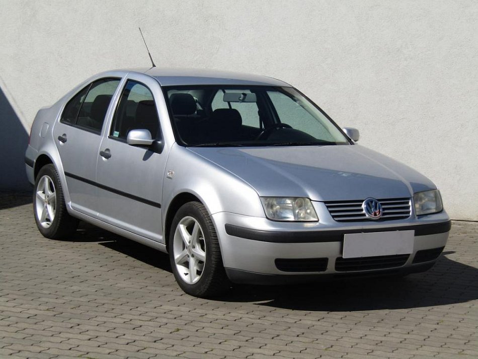 Volkswagen Bora 1.6 i 16v 