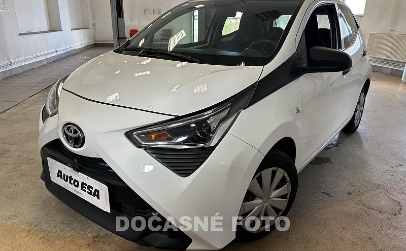 Toyota Aygo 1.0i 