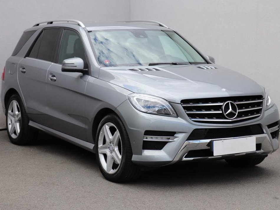 Mercedes-Benz Třída M 3.0 