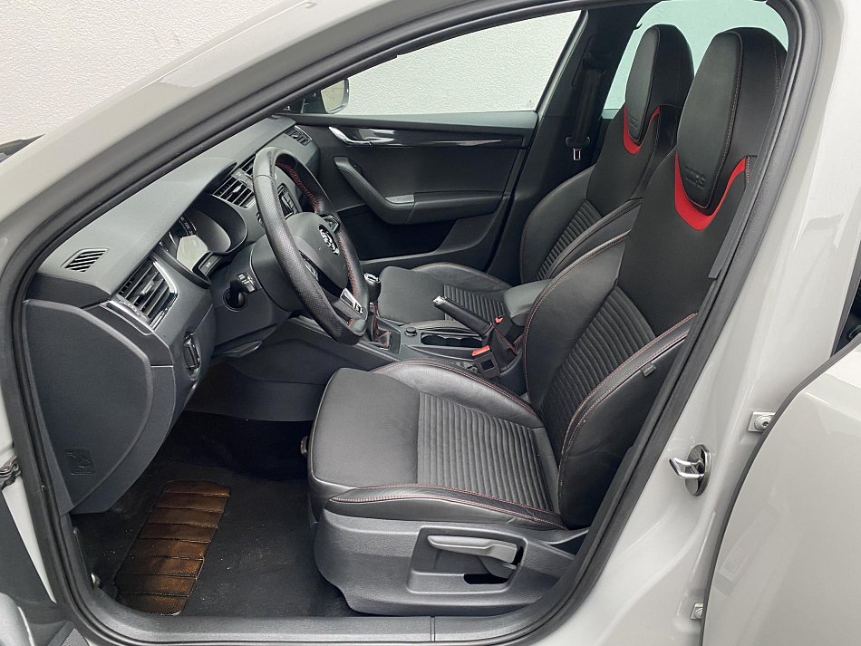 Škoda Octavia III 2.0 TDi RS Challange