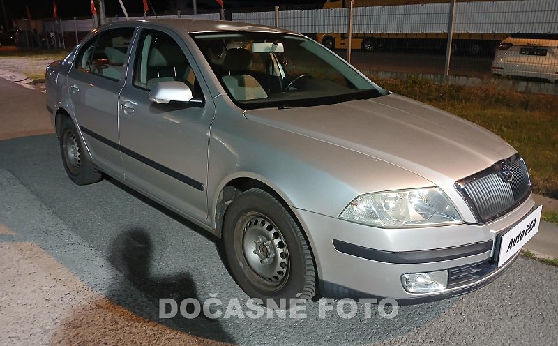 Škoda Octavia II 1.6MPi Ambition