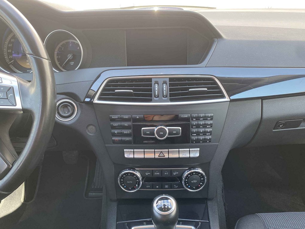 Mercedes-Benz Třída C 2.2 CDi  C200