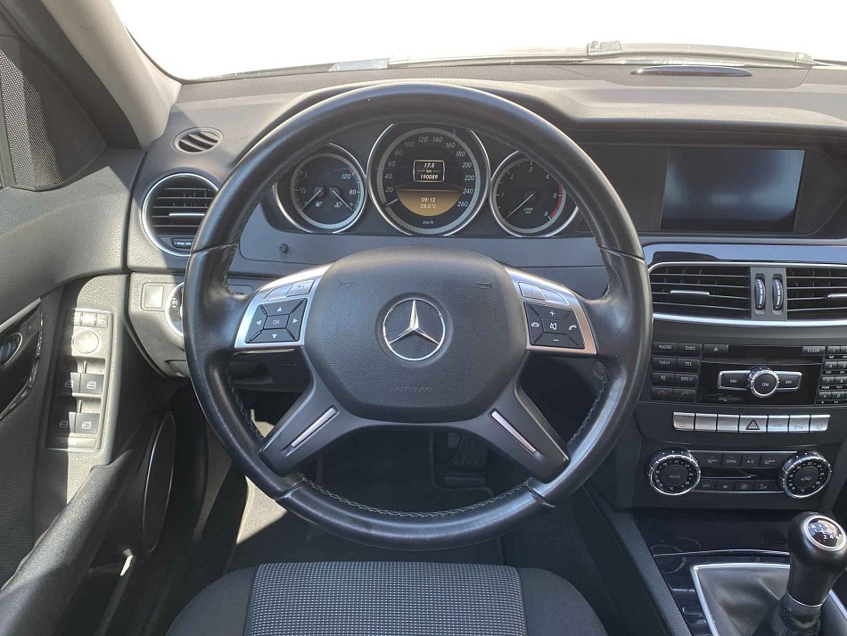 Mercedes-Benz Třída C 2.2 CDi  C200