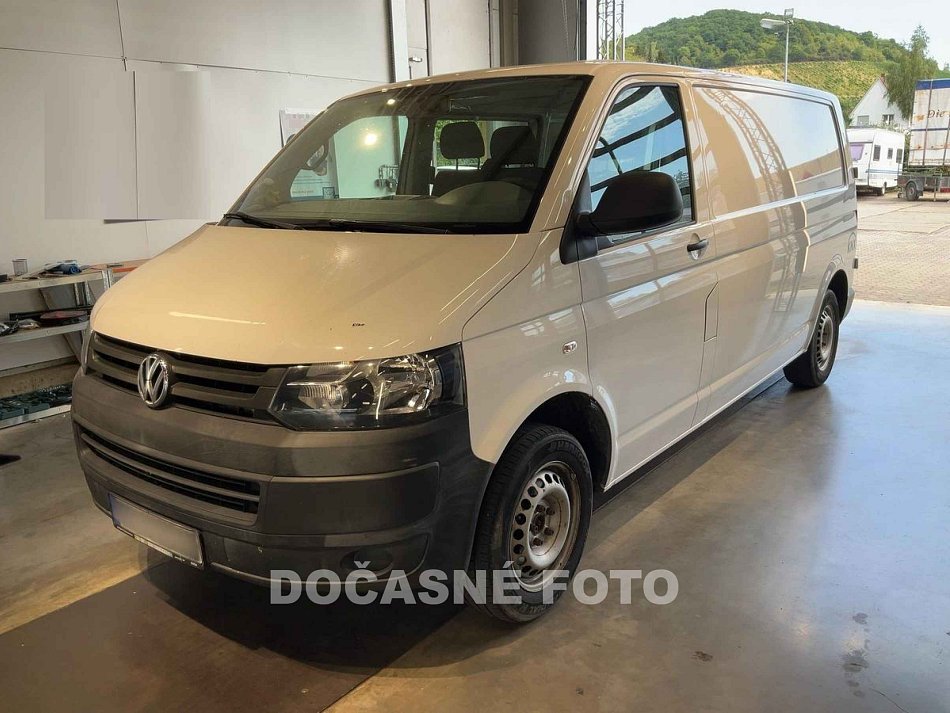 Volkswagen Transporter 2.0TDi  L2H1