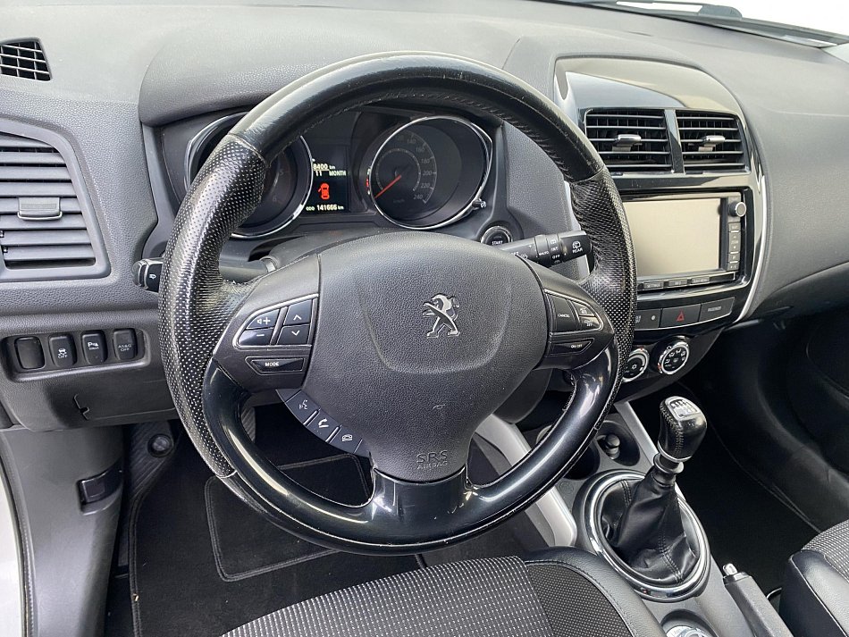 Peugeot 4008 1.6 HDi Style 4WD