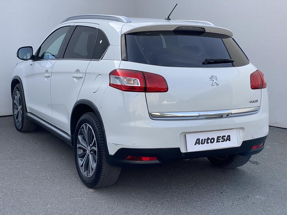 Peugeot 4008 1.6 HDi Style 4WD