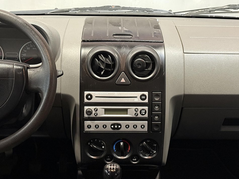 Ford Fusion 1.6 i 