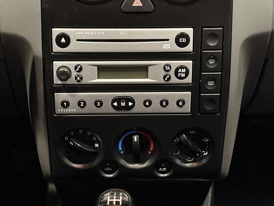 Ford Fusion 1.6 i 
