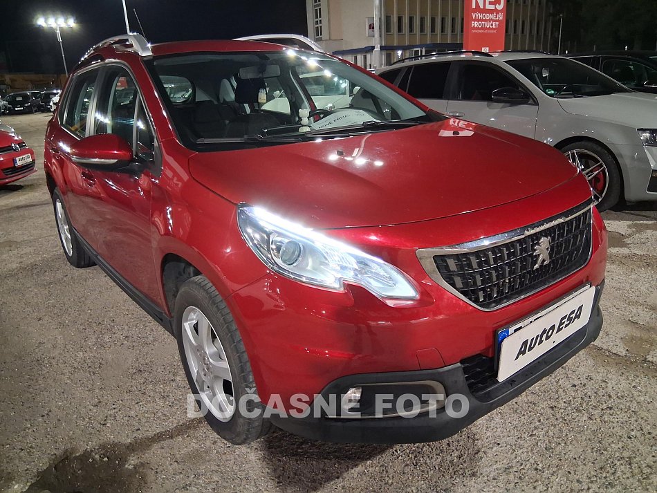 Peugeot 2008 1.2 PT 