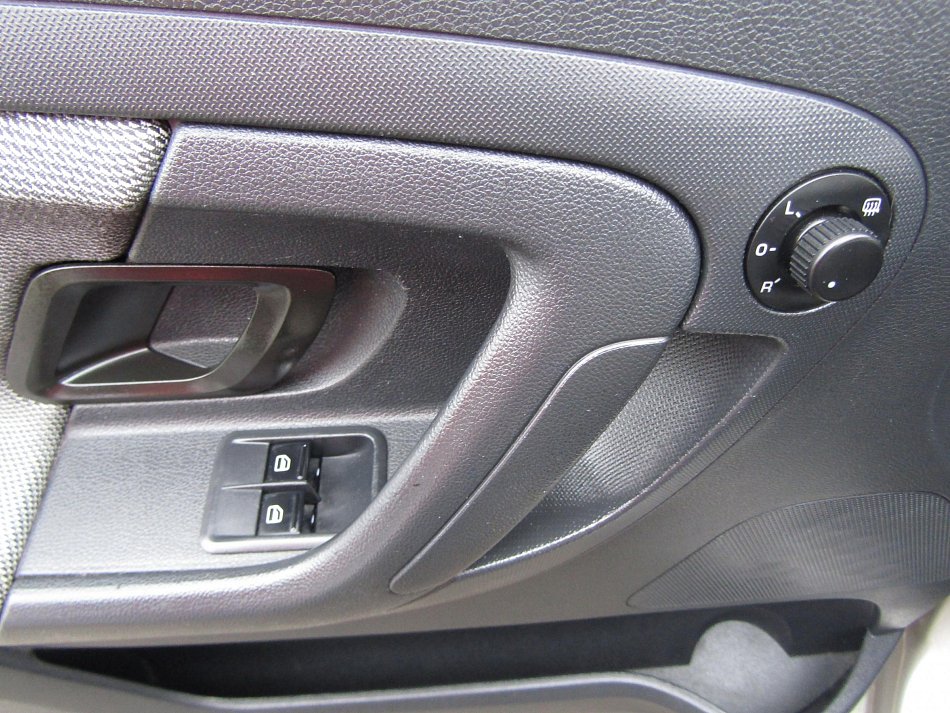 Škoda Roomster 1.4 i 16V 