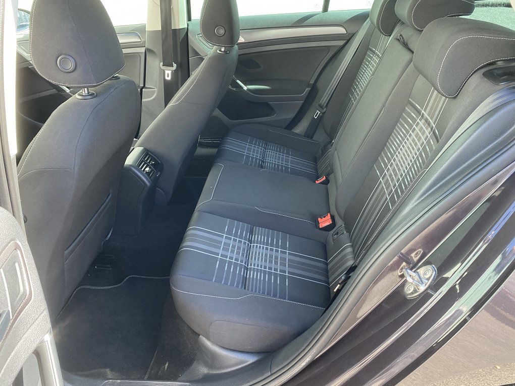 Volkswagen Golf 1.2 TSi Lounge