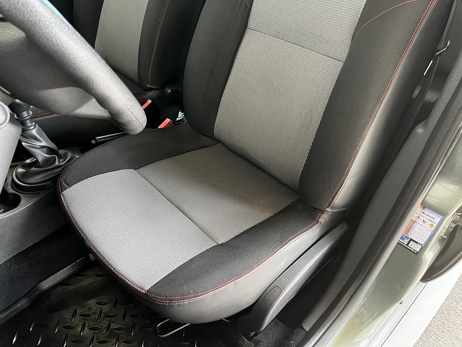 Dacia Duster 1.6i  4x4