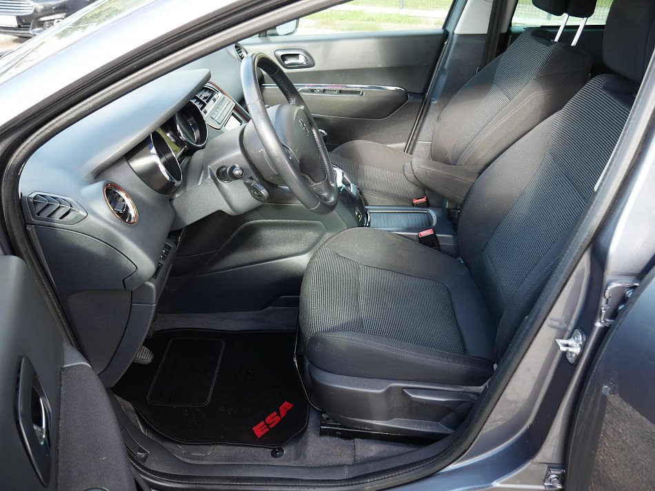 Peugeot 5008 1.6 HDi 