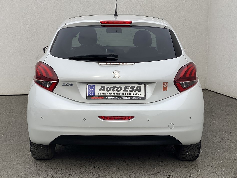 Peugeot 208 1.2PT Roland Garros