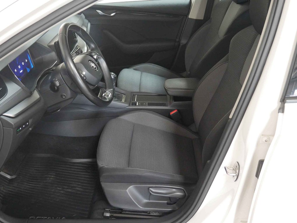Škoda Octavia IV 1.5TSi Ambition