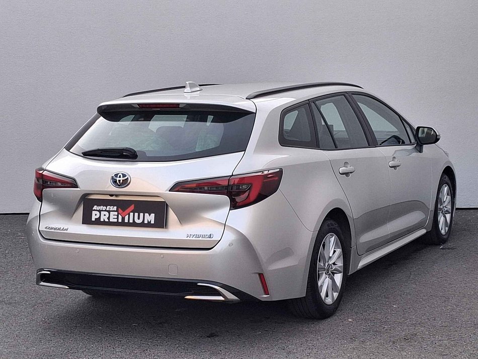 Toyota Corolla 1.8 e-CVT Comfort