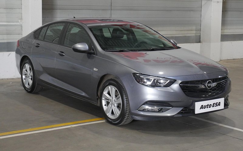 Opel Insignia 1.5T 