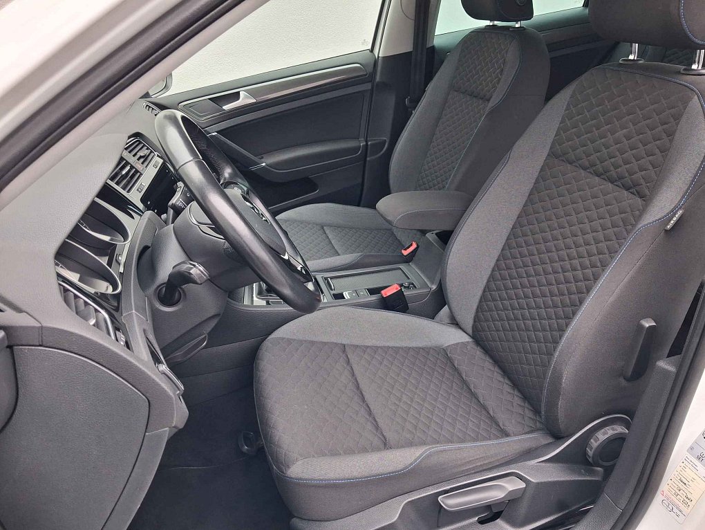 Volkswagen Golf 2.0 TDi Join