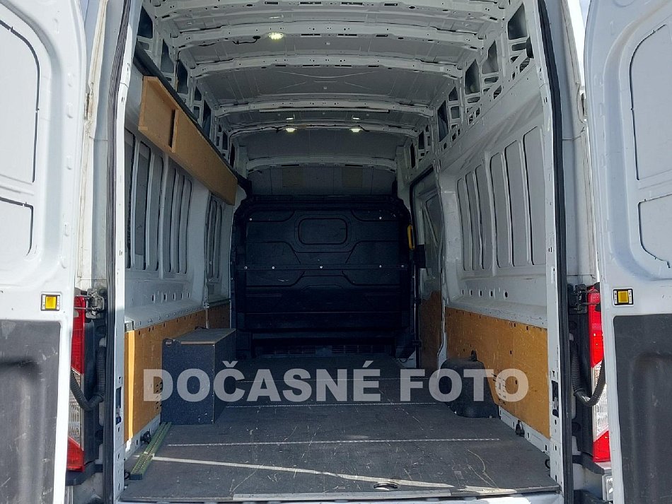 Ford Transit 2.0TDCi Trend L4H3 JUMBO