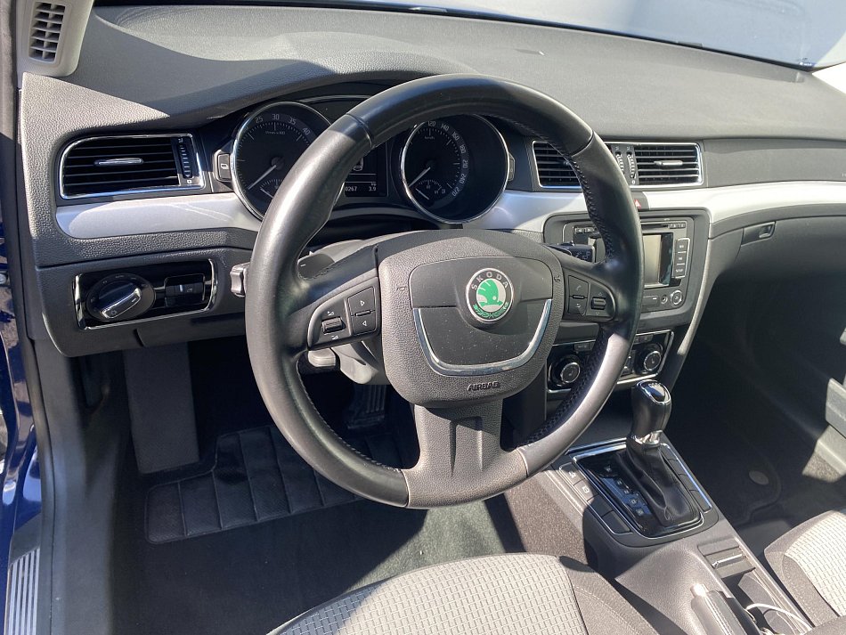 Škoda Superb II 2.0 TDi Ambition