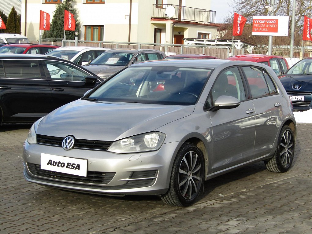 Volkswagen Golf 1.2 TSi 
