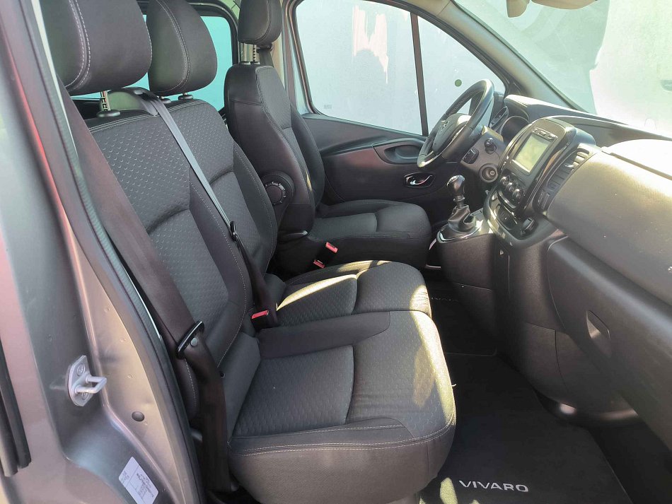 Opel Vivaro 1.6CDTi  L2 9míst