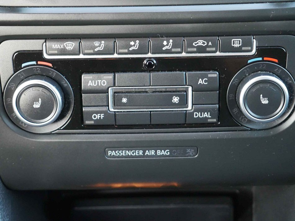 Volkswagen Golf 1.4TSI 