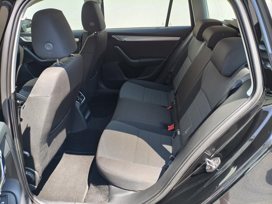 Škoda Octavia III 2.0 TDi Ambition