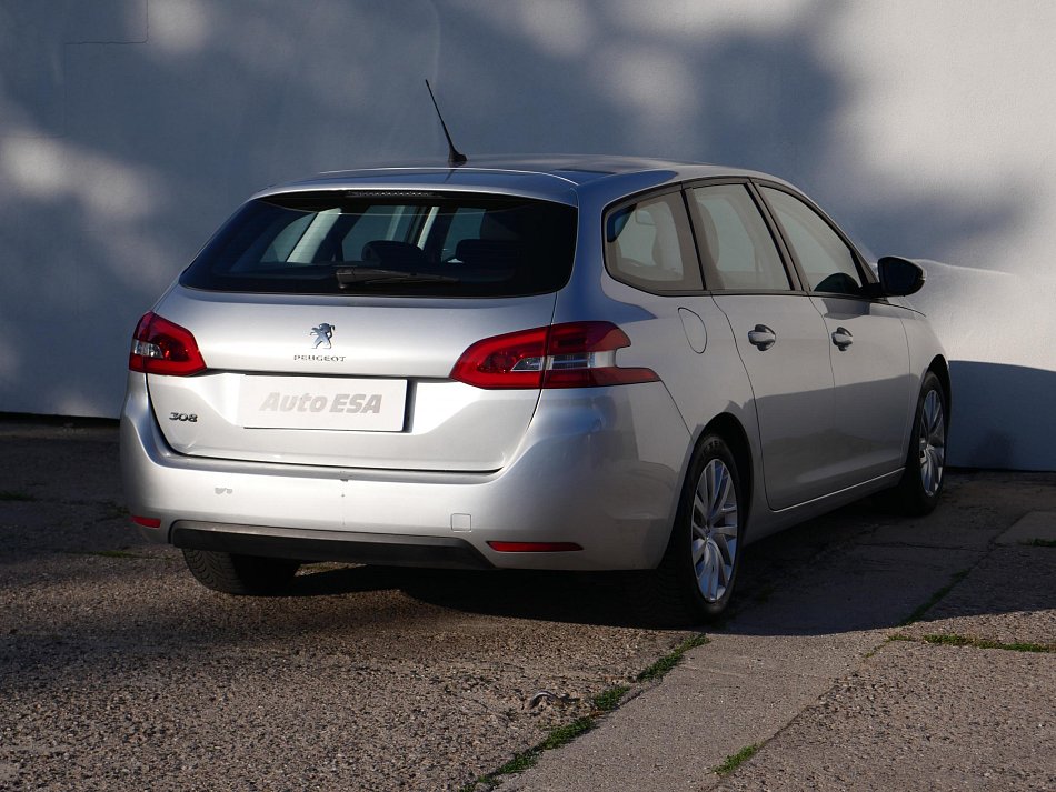 Peugeot 308 1.2 PT 